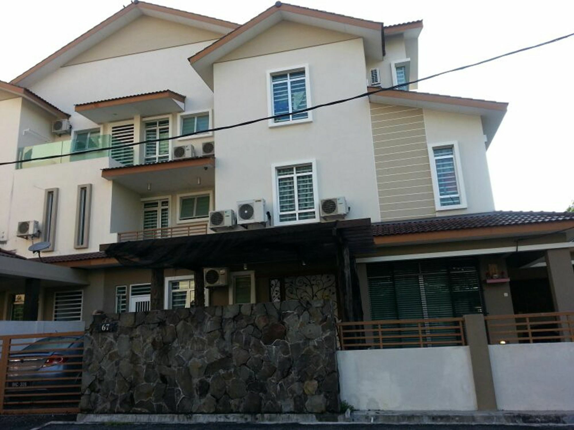 Villa 67 First Island Bukit Jambul Esterno foto